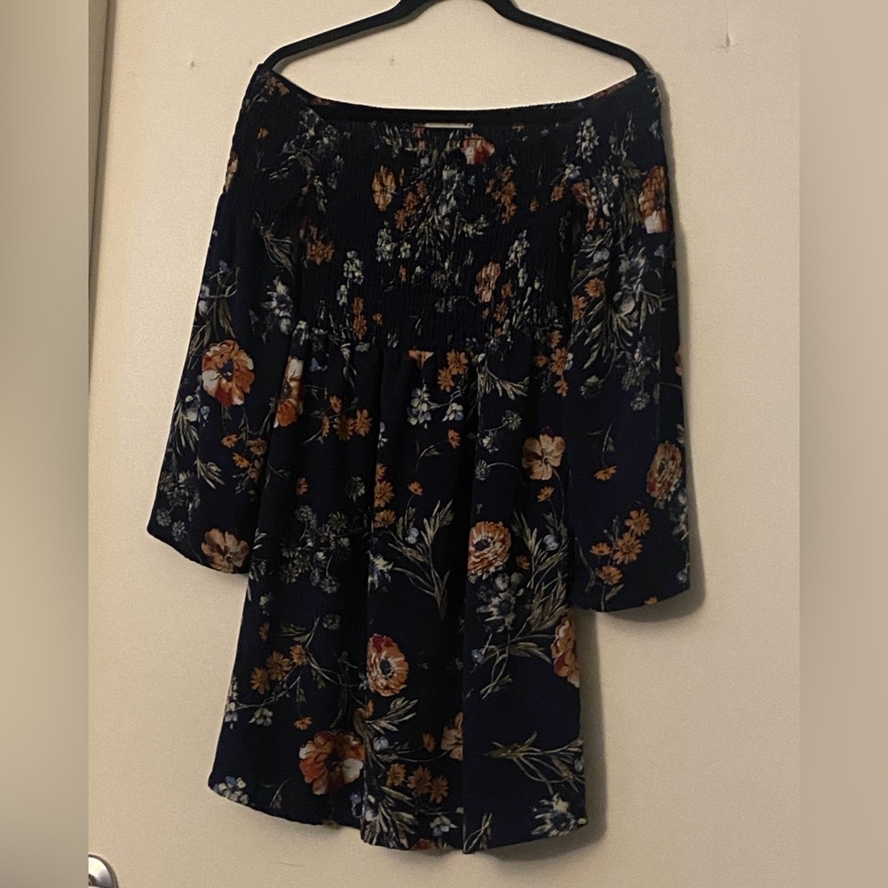 Live To Be Spoiled Junior M off shoulders navy floral long sleeve dress